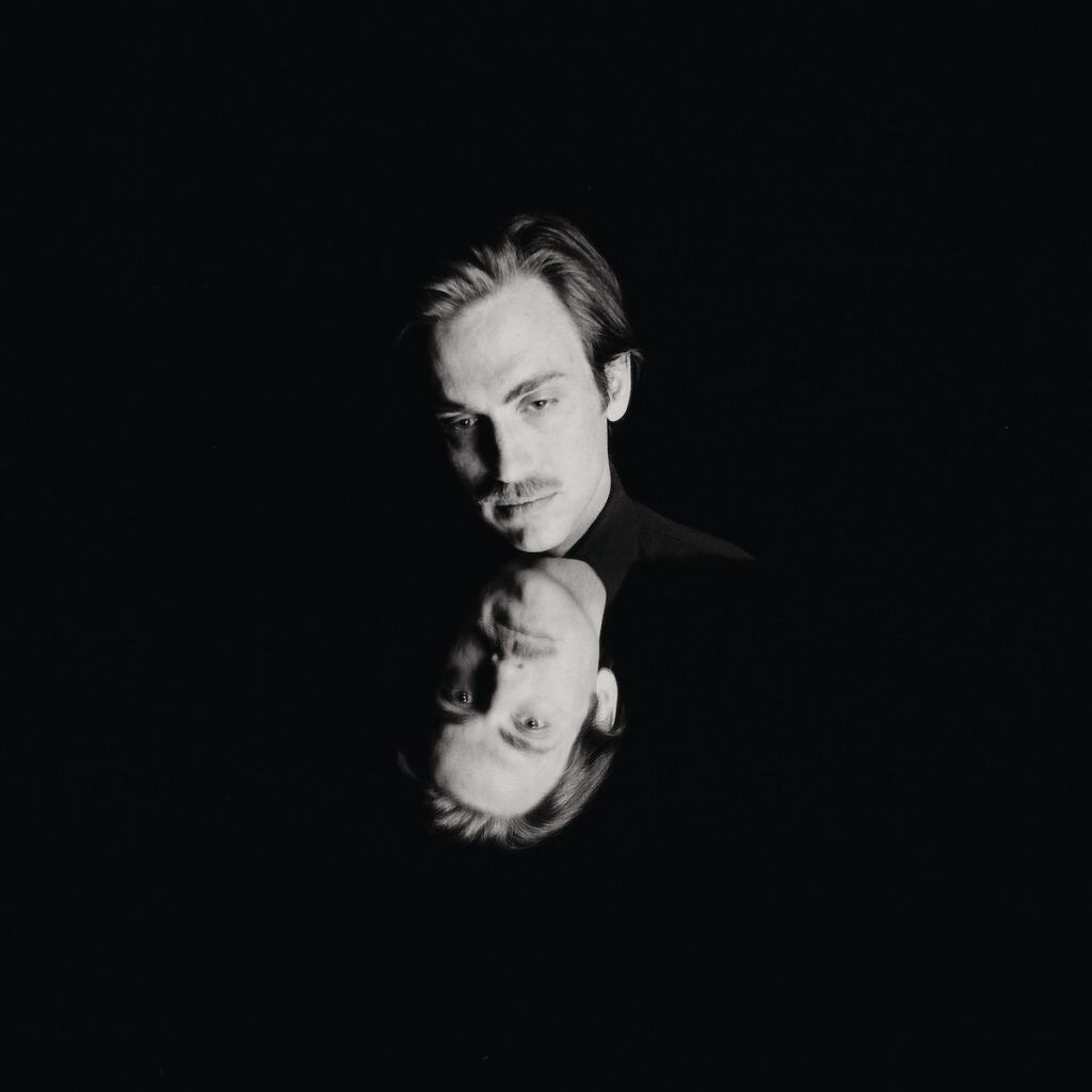 Andrew-Combs-Sundays-Album-Cover-1024x1024.jpeg